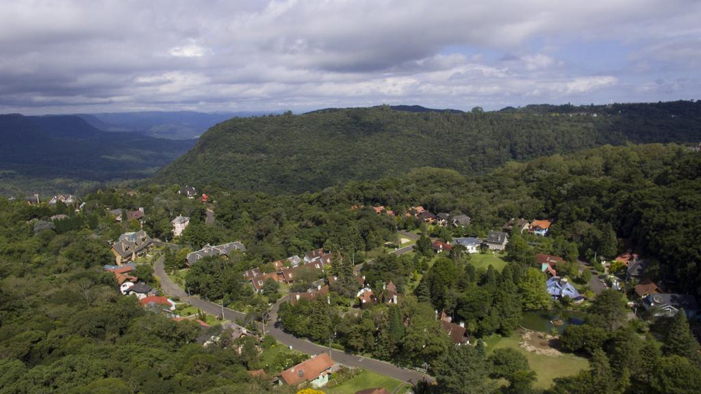 Отель Ex Pousada Vale Do Bosque - Aluguel Por Temporada Грамаду Экстерьер фото